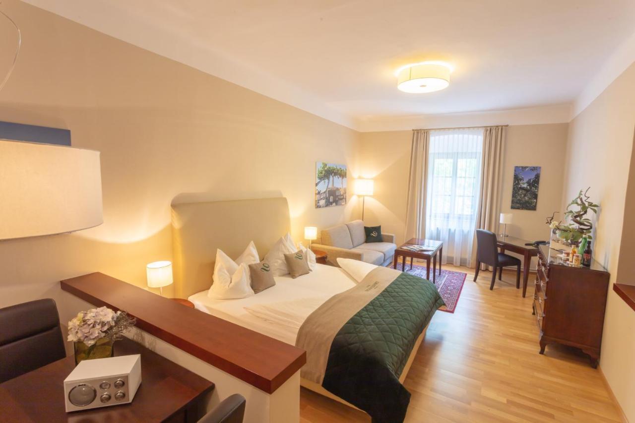 Donauwirt - Hotel Garni Вайсенкірхен-ін-дер-Вахау Екстер'єр фото