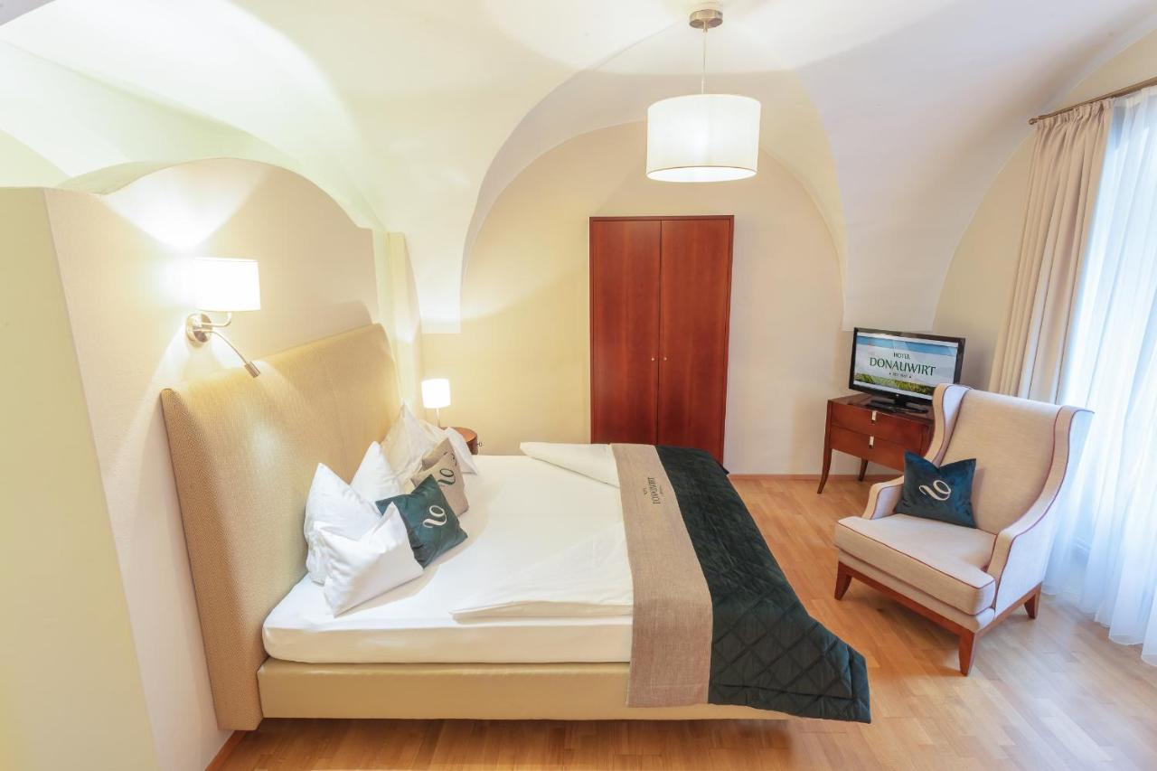 Donauwirt - Hotel Garni Вайсенкірхен-ін-дер-Вахау Екстер'єр фото