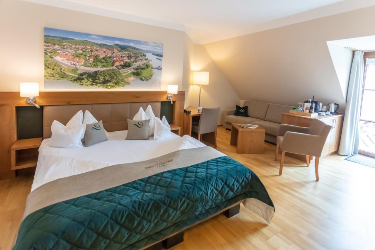 Donauwirt - Hotel Garni Вайсенкірхен-ін-дер-Вахау Екстер'єр фото