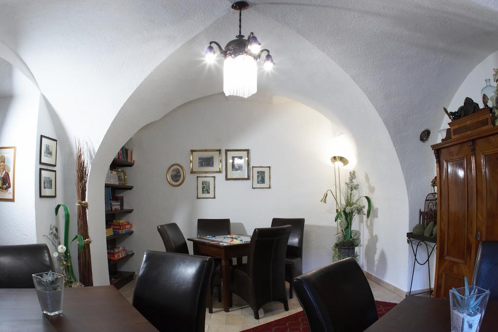 Donauwirt - Hotel Garni Вайсенкірхен-ін-дер-Вахау Екстер'єр фото